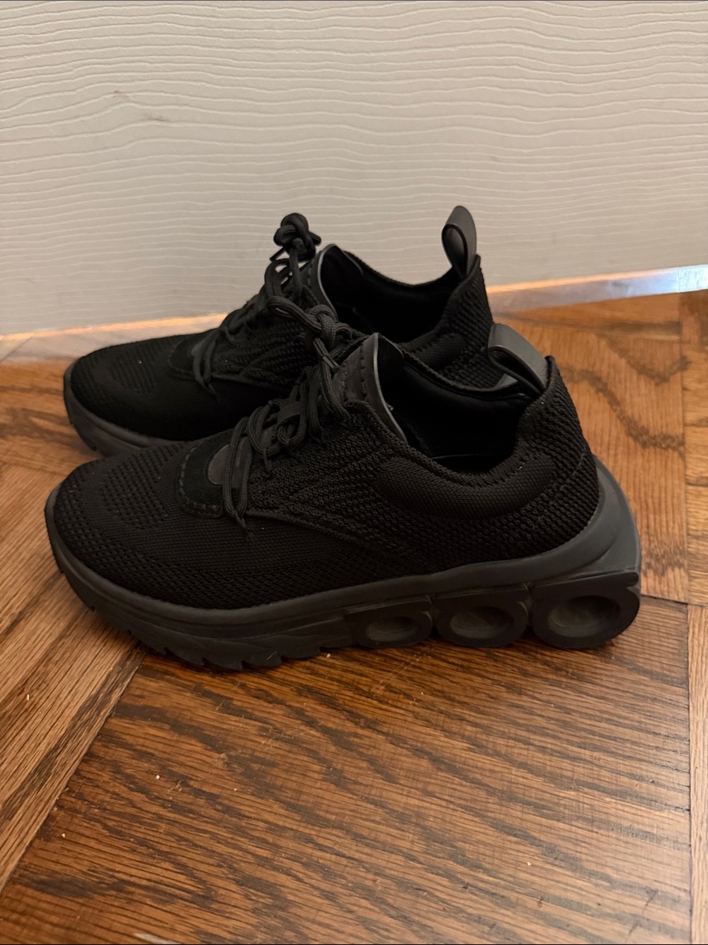 Women’s Ferragamo black sneakers size 6 1/2 women